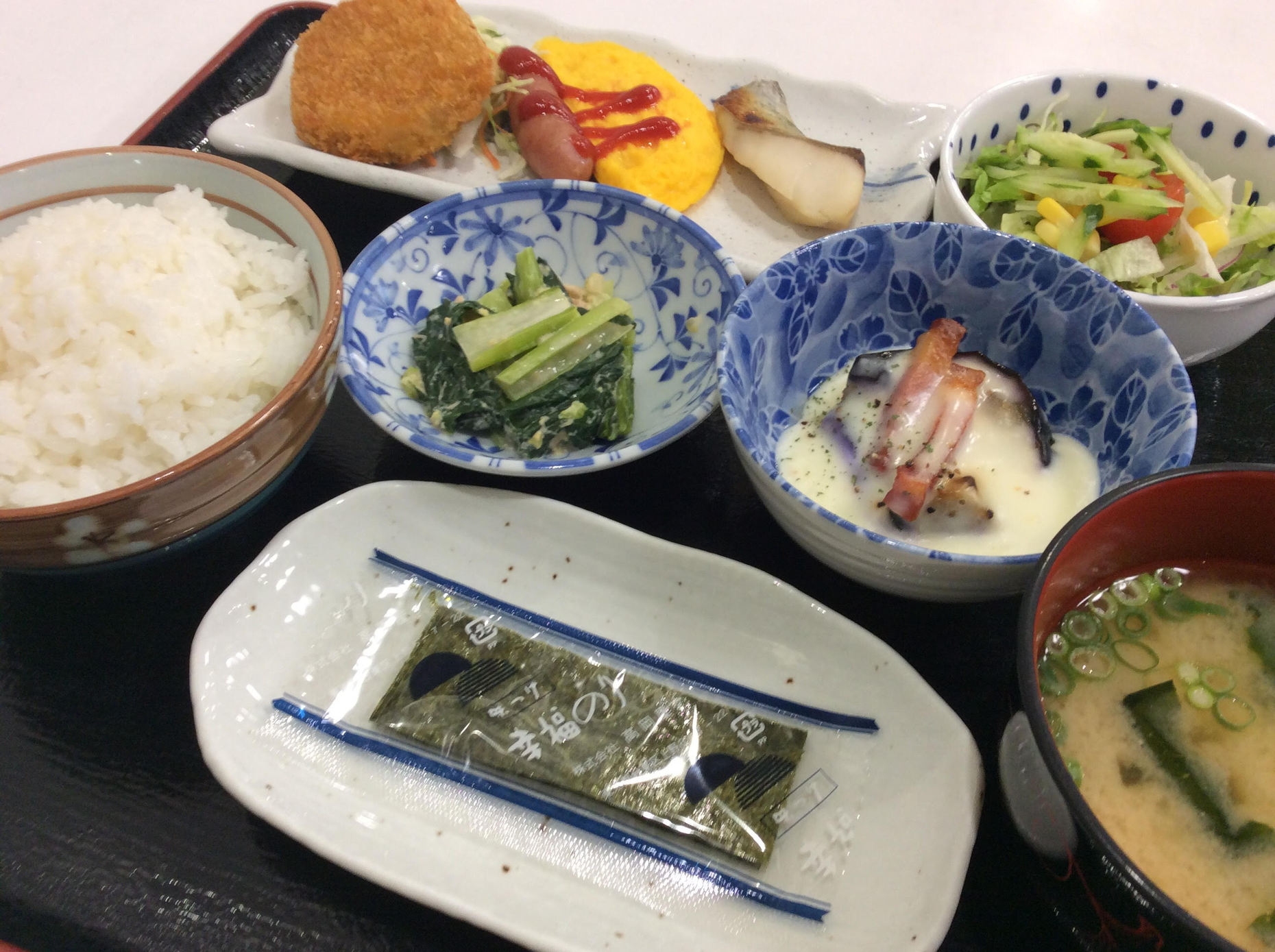 ＜ 朝/夕２食＞ 料理長手作り！選べる和定食付きプラン 　駐車場無料・駅から徒歩７分