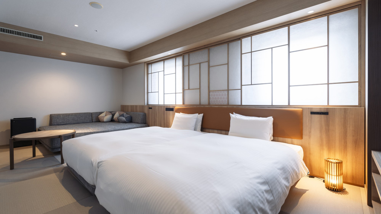 和モダンプレミアツインルーム～Popke～　広さ34.7平米　ベッド幅120cm×2台