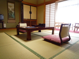 客室（１０畳タイプ）　一例