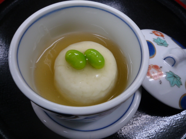 密かな名物『鴨饅頭』