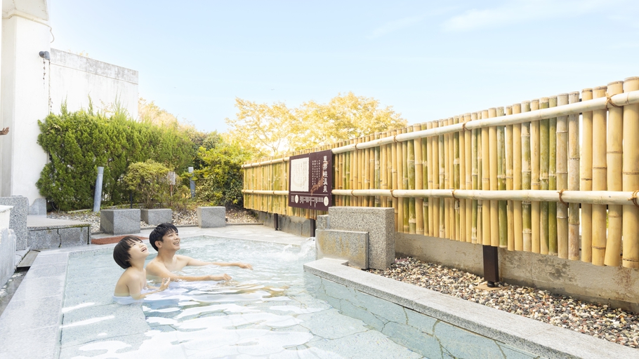【特定日】【得旅】思い立ったら温泉旅行♪お日にち限定のお得プラン　1泊2食付基本バイキング