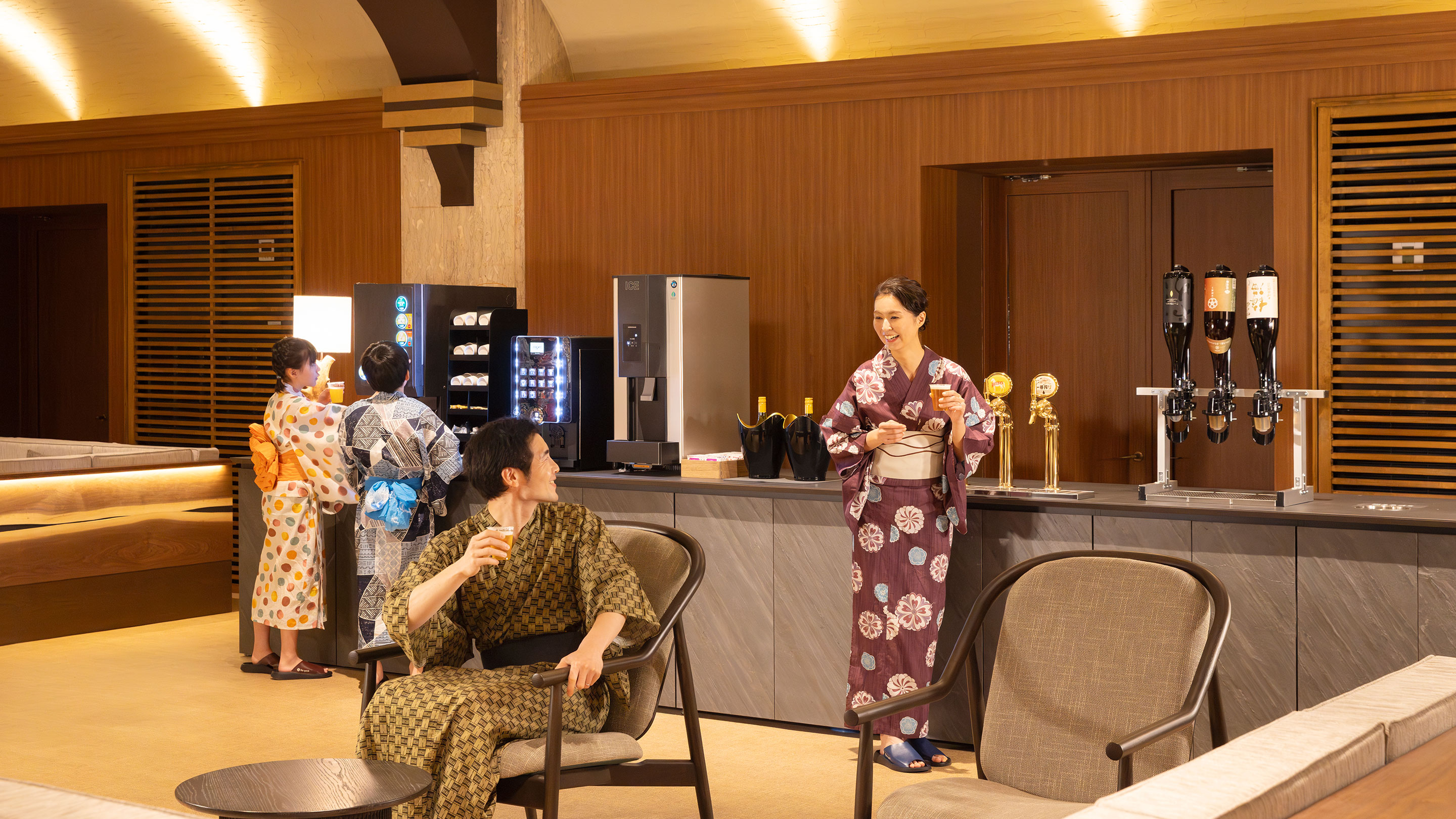 プレミアムラウンジ