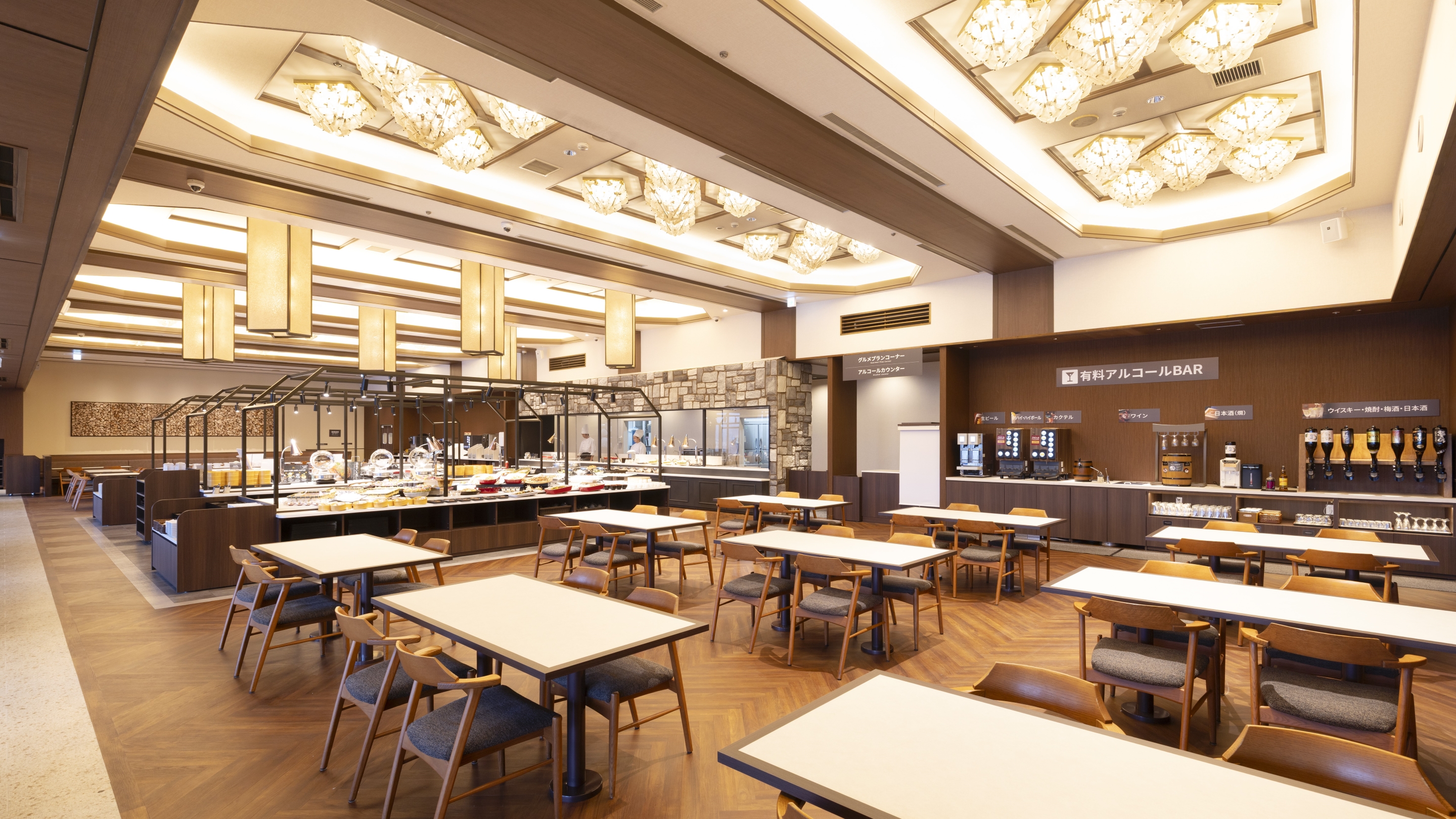 バイキングレストラン「The Lodge」