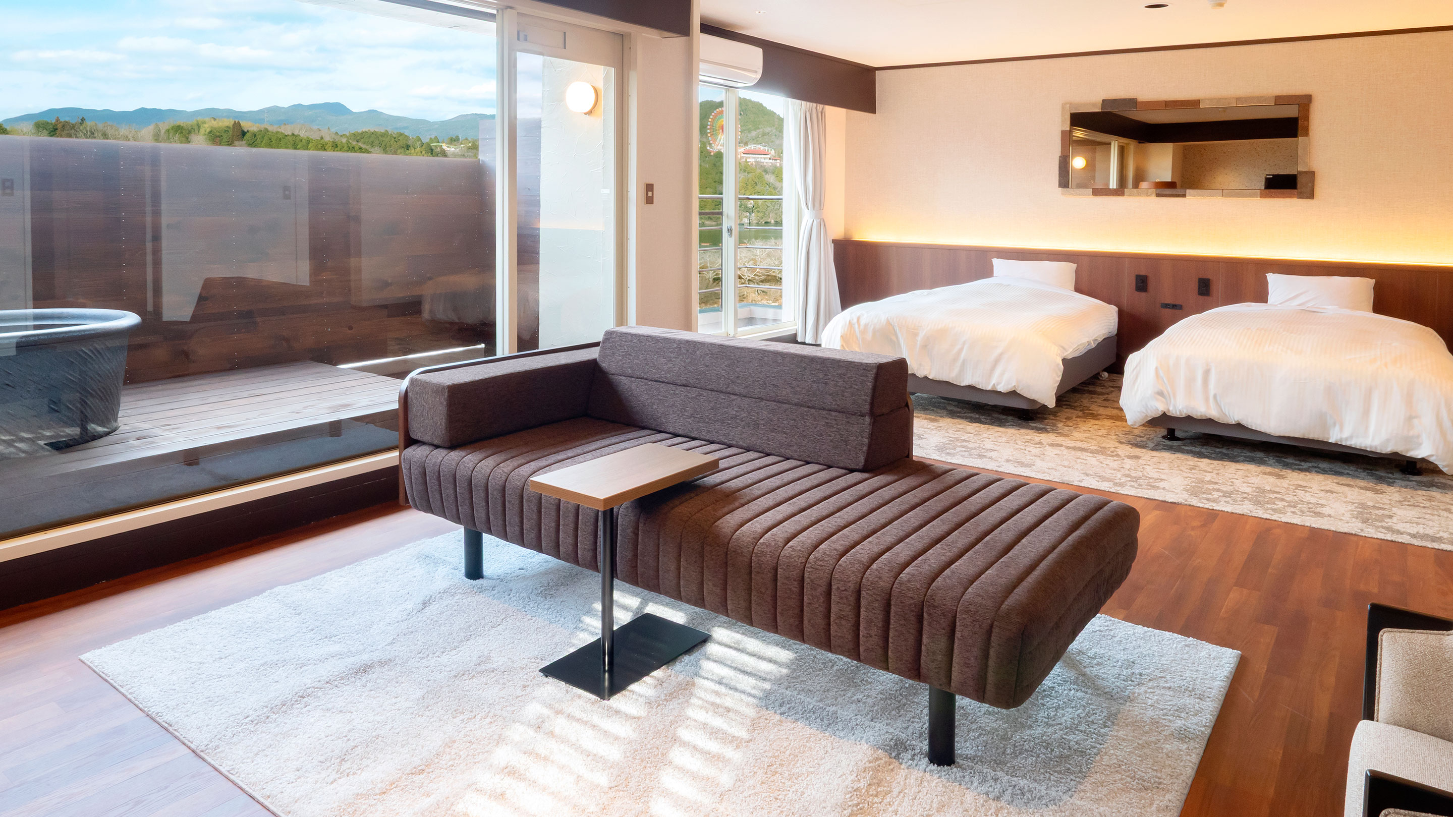 スーペリア露天風呂付ツイン　※画像の浴槽は温泉ではございません