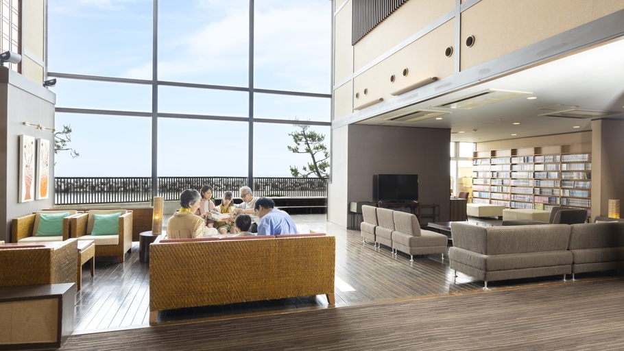 【グルメプラン】本ズワイガニ姿まるごと食べ放題付1泊2食　基本バイキングプラン