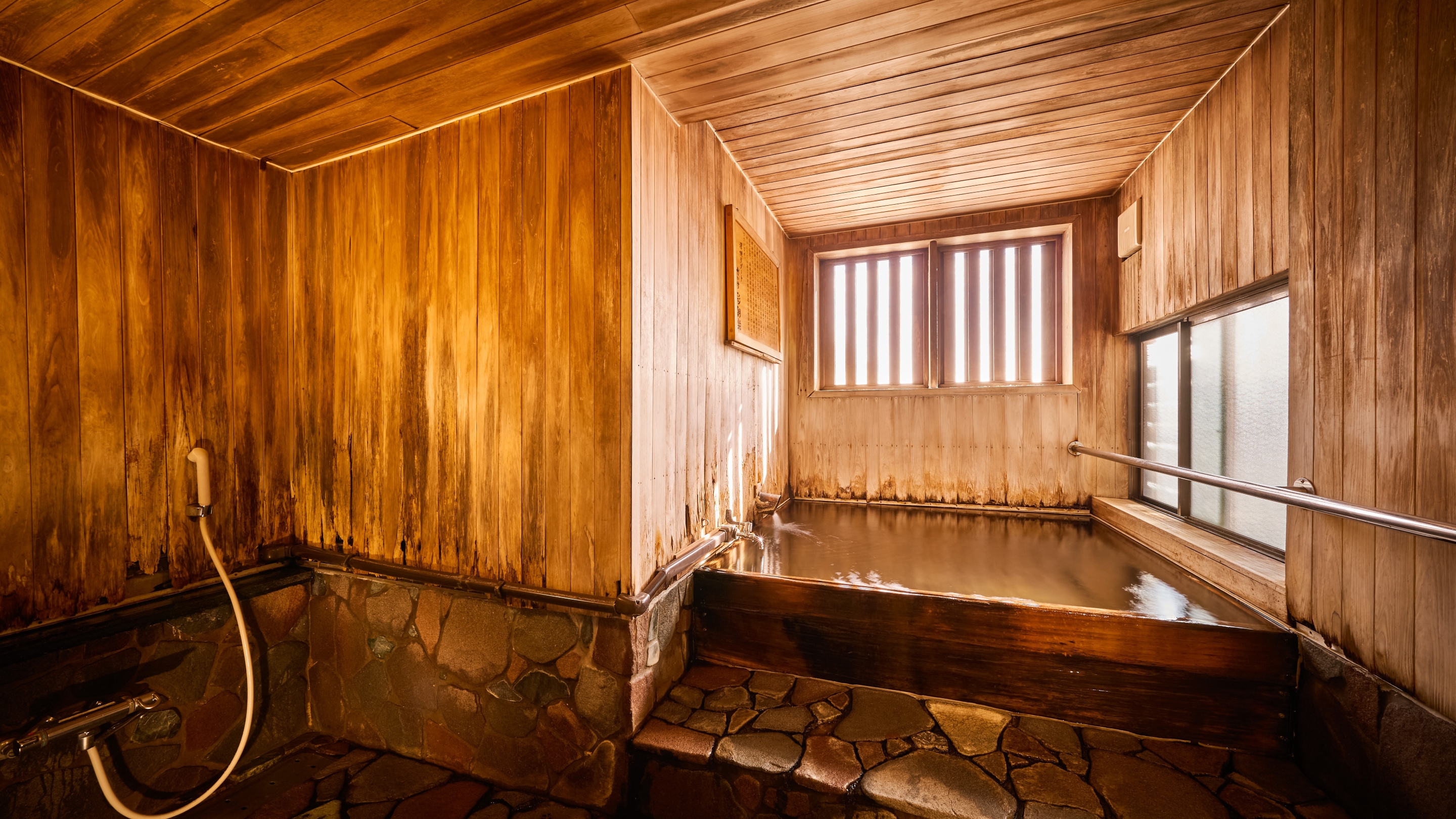 貸切檜風呂（有料・予約制）