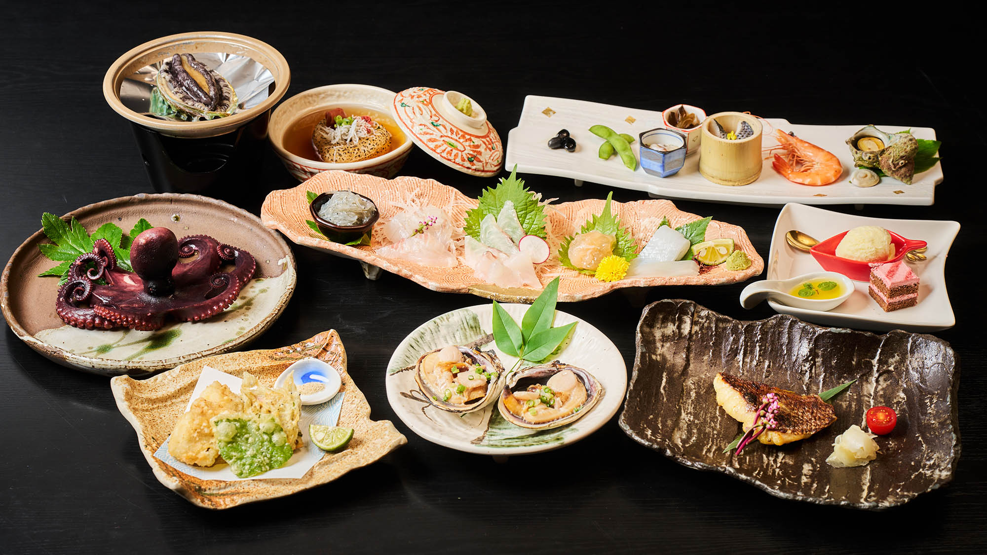 ・【グレードアップ夕食一例】嚙むほどに旨みが広がる茹でだこを味わえる、海鮮尽くしの夕食です