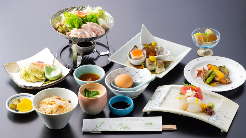 【2食付：和会席】時期により変わる和会席。地元食材を彩り豊かにご提供♪