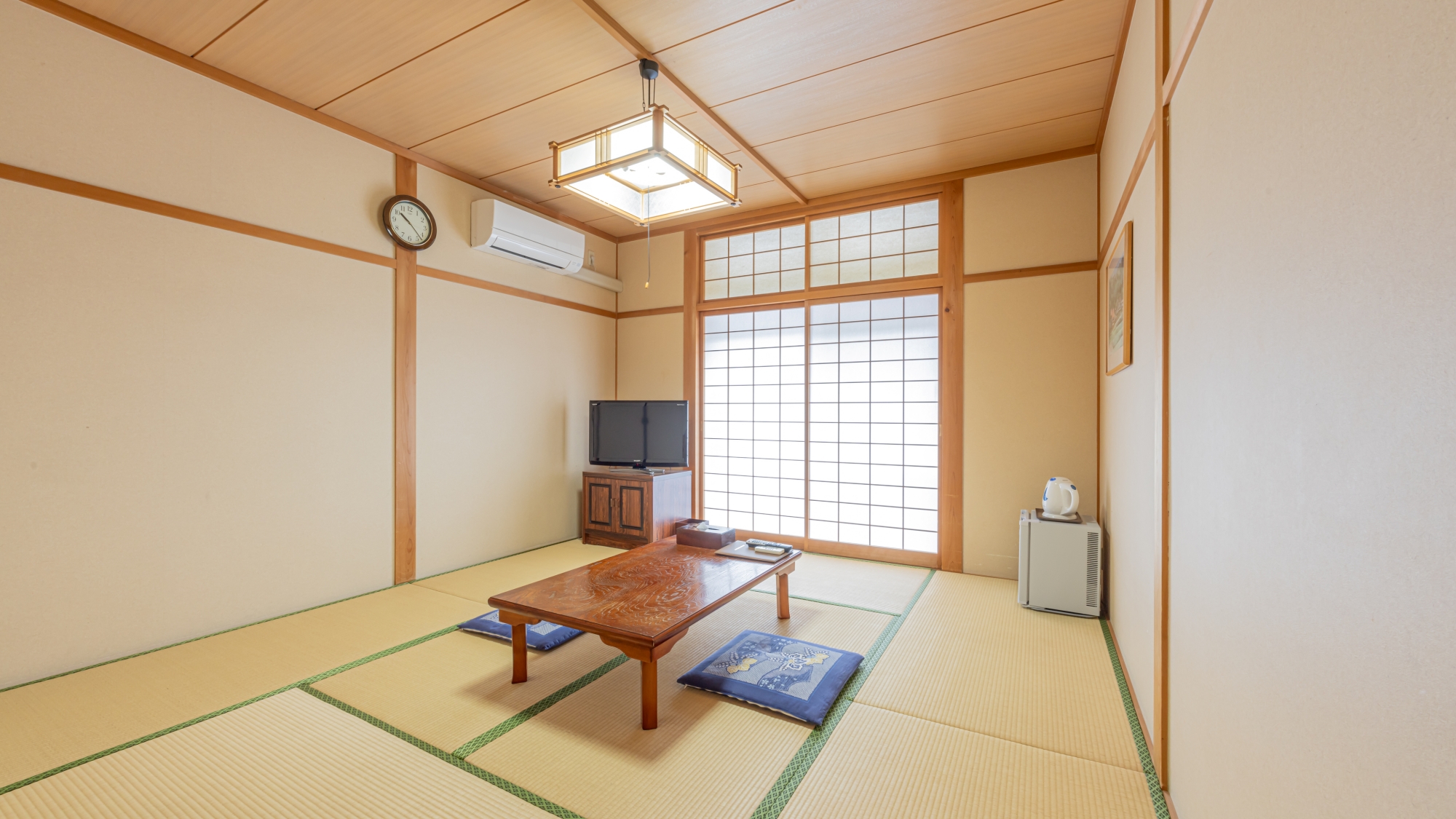 *本館：和室