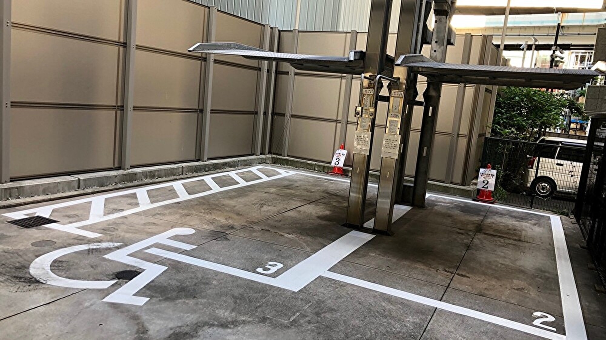 駐車場（事前予約制）②