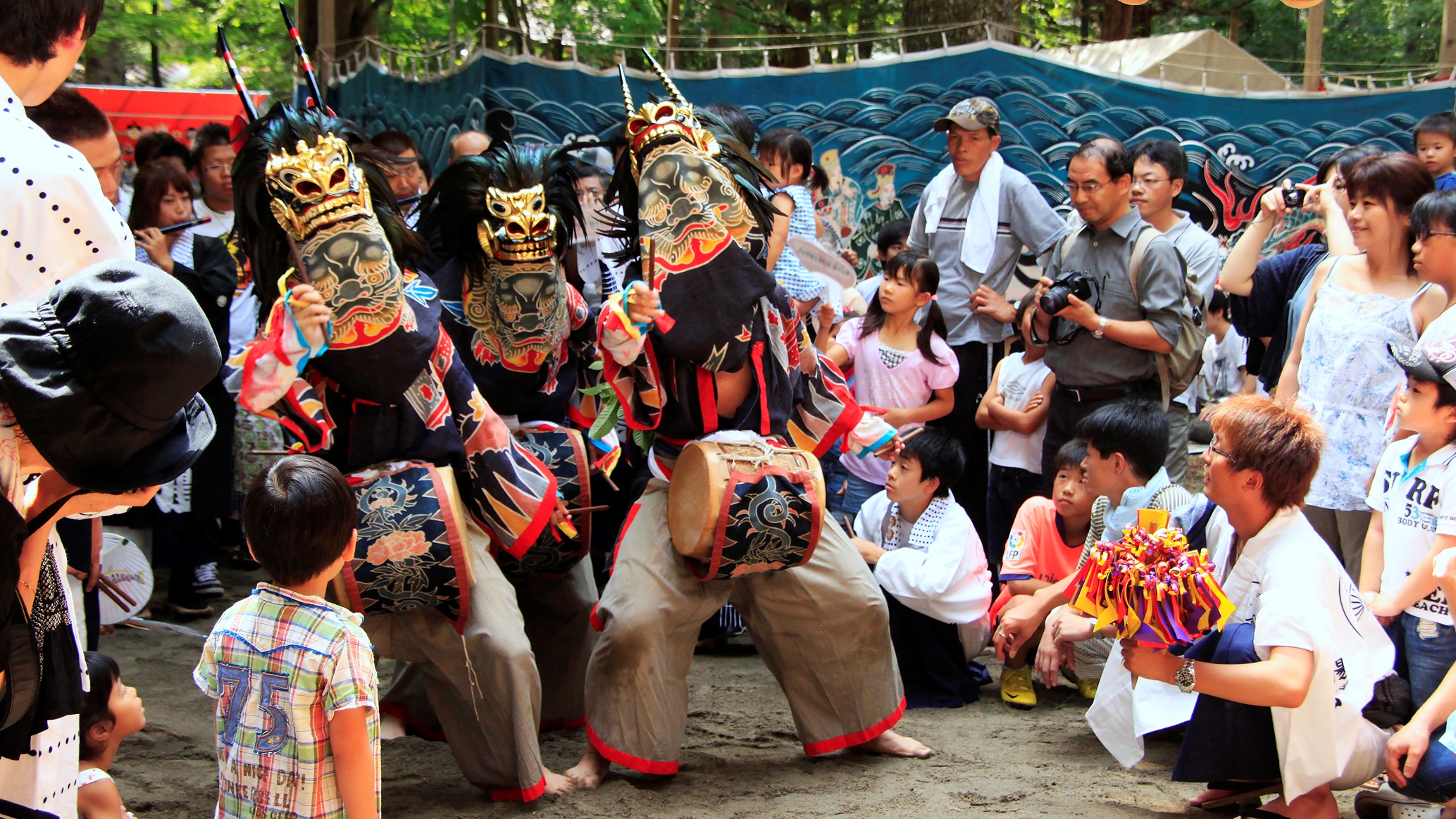 この祭りは神仏習合時代祭礼を伝える貴重なものとして県選択無形民俗文化財に指定されています。。。