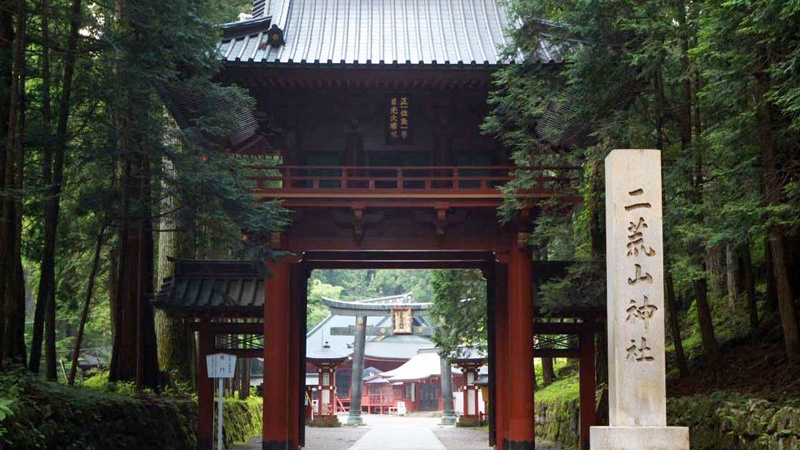 【日光二荒山神社】はユネスコの世界遺産に「日光の社寺」の構成資産の1つとして登録されております。