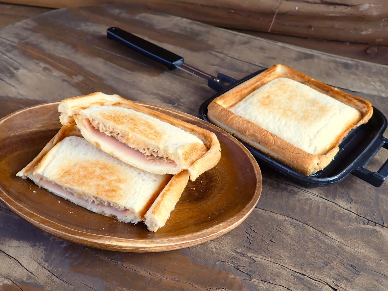 ▲【2食付き】6名様用コテージ★気軽にBBQ★ベーシックコース・朝食ホットサンドプラン