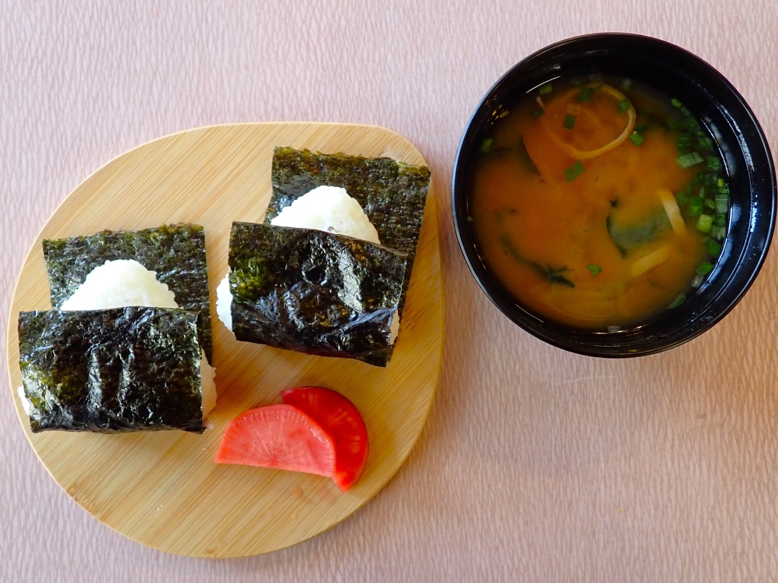 ▲【2食付き】6名様用コテージ☆気軽にBBQ☆ベーシックコース・朝食おにぎりセットプラン
