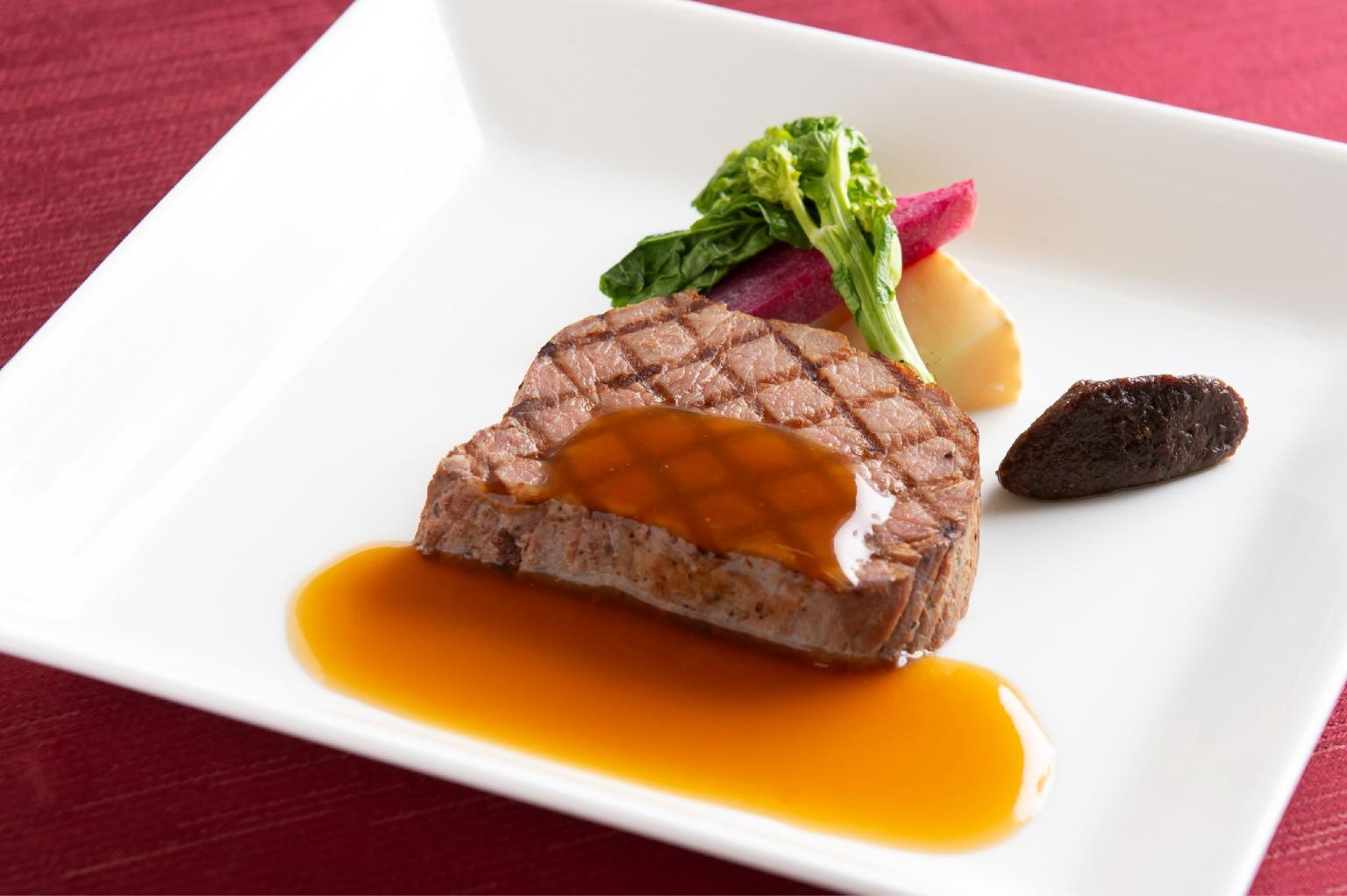 【事前決済】平日限定2食付♪早春の香りフェア♪レストラン「パルケミエール」でディナービュッフェ！
