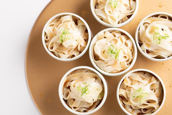 朝食ビュッフェ　きしめん