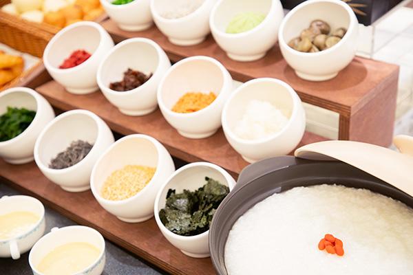 朝食ビュッフェ　お茶漬け