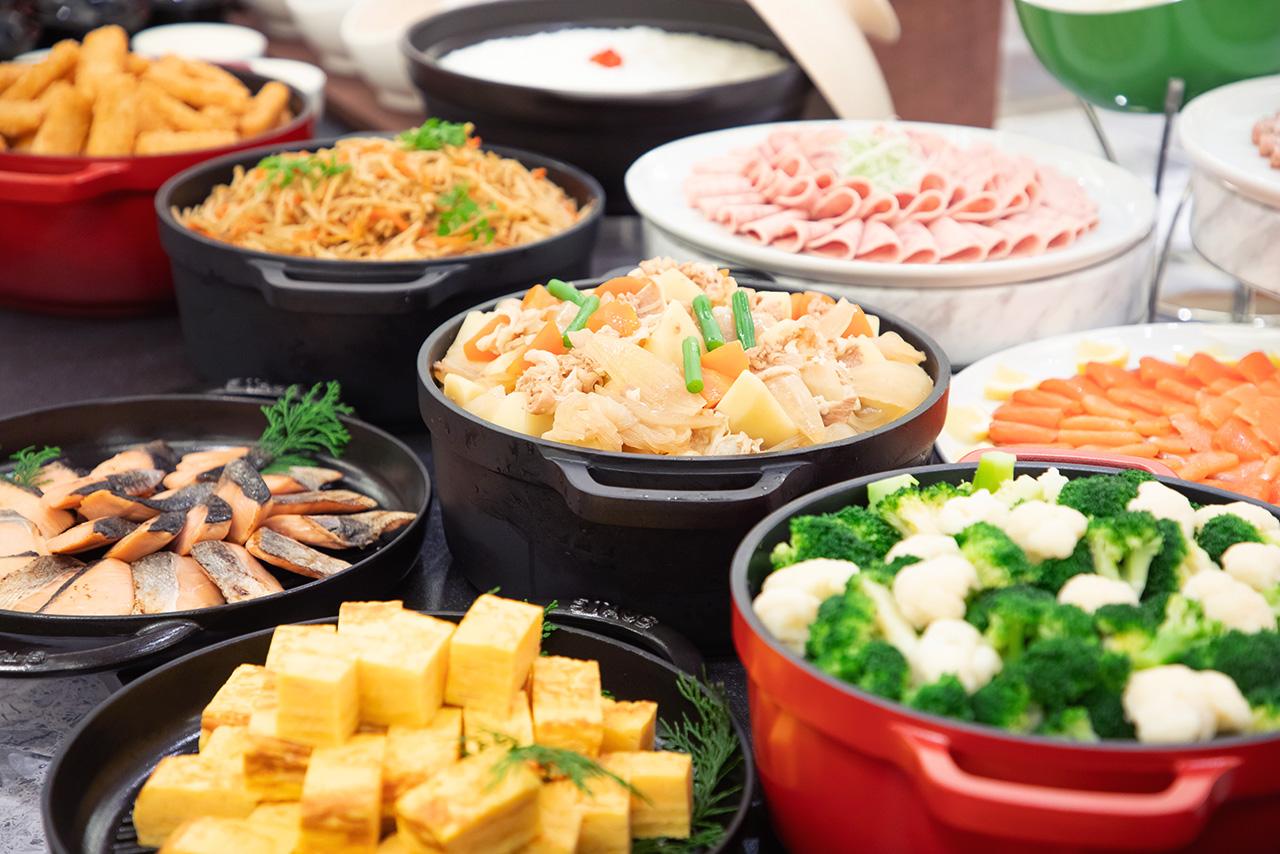 朝食ビュッフェ　イメージ