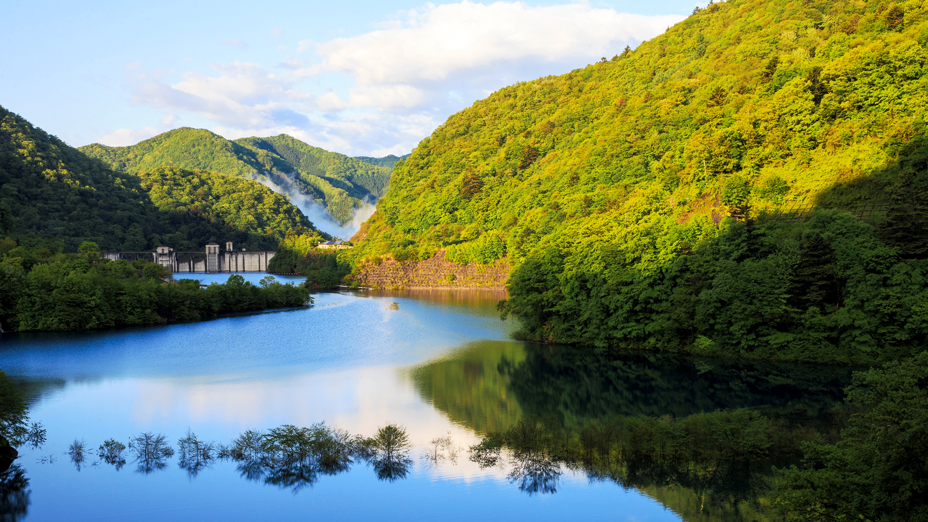 四万湖・奥四万湖