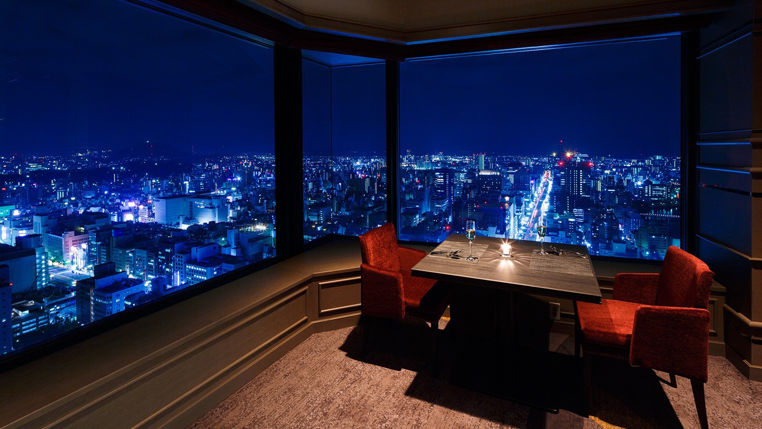 【アニバーサリーステイ】最上階の夜景とともに記念日ディナーを＜エグゼクティブフロアステイ＞　