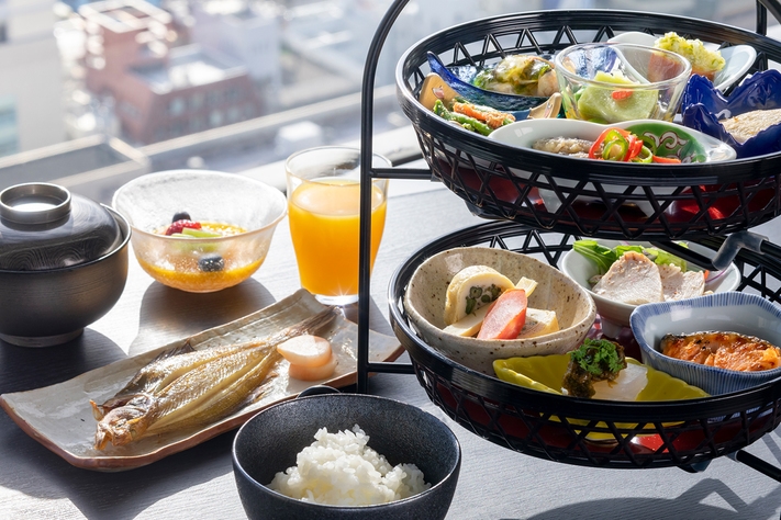 【季節の会席料理を堪能】日本料理 鯉城ディナー付きプラン＜エグゼクティブフロア＞
