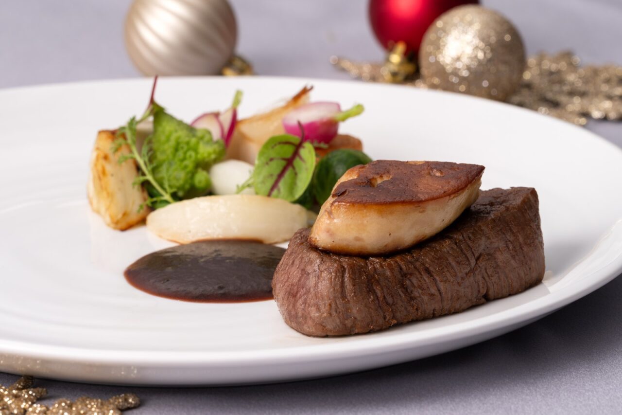 【12/13〜25限定】シャンボール 特別クリスマスディナー付＜スーペリアフロアステイ＞