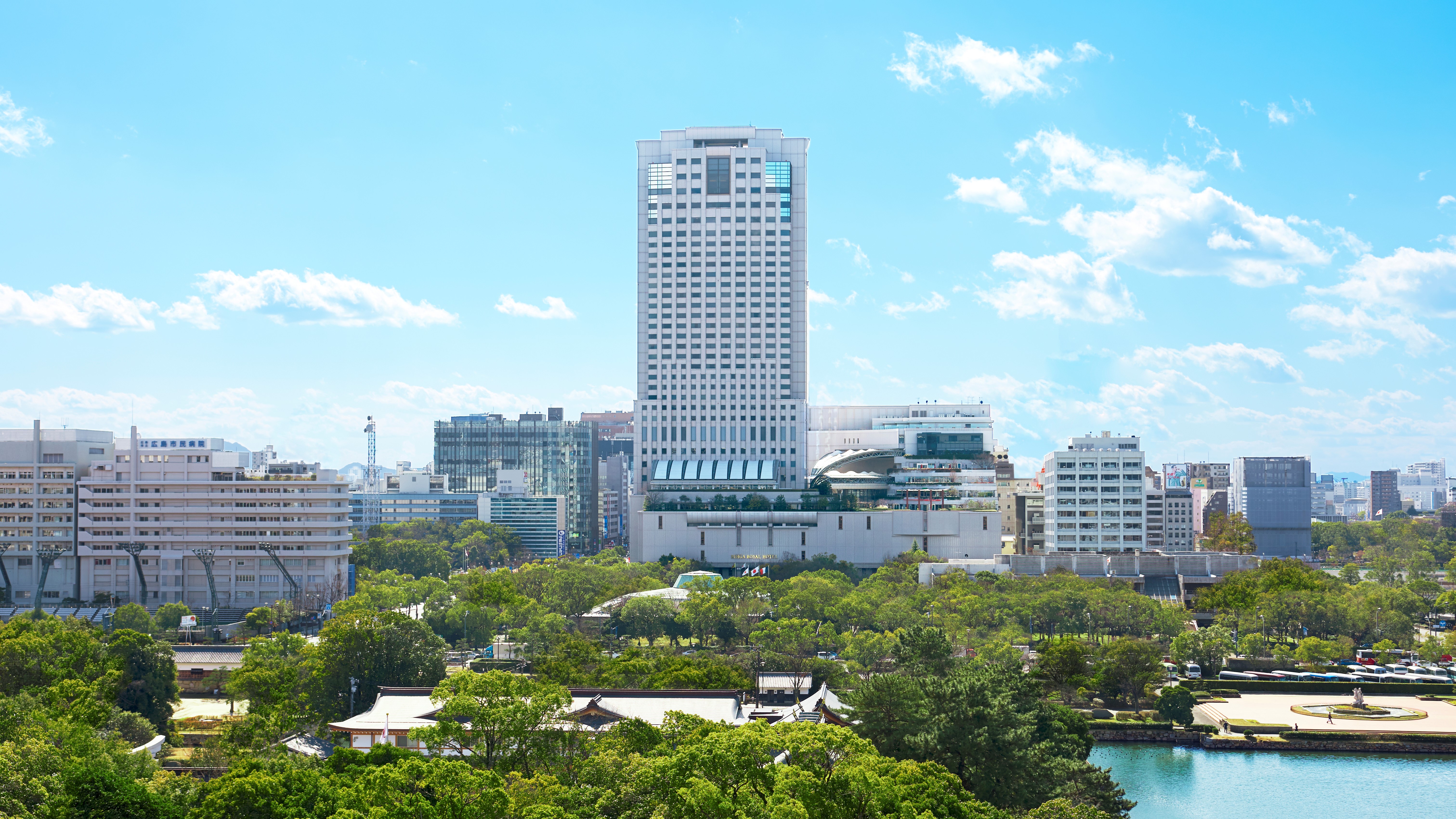 リーガロイヤルホテル広島(外観)