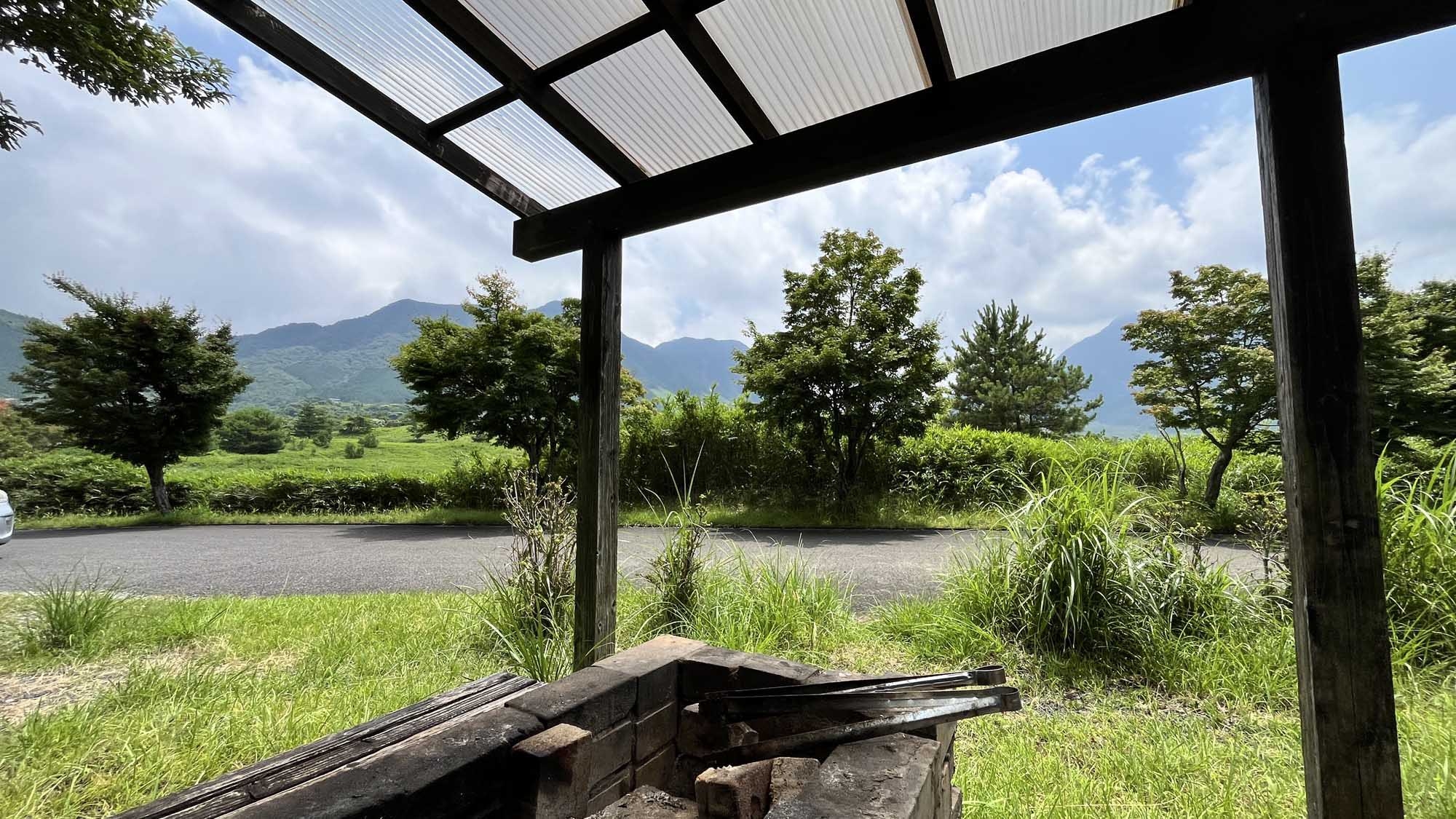【BBQ★食材付き】手ぶらで簡単＆美味しいバーベキュー！屋根付き貸切スペースで皆で楽しもう