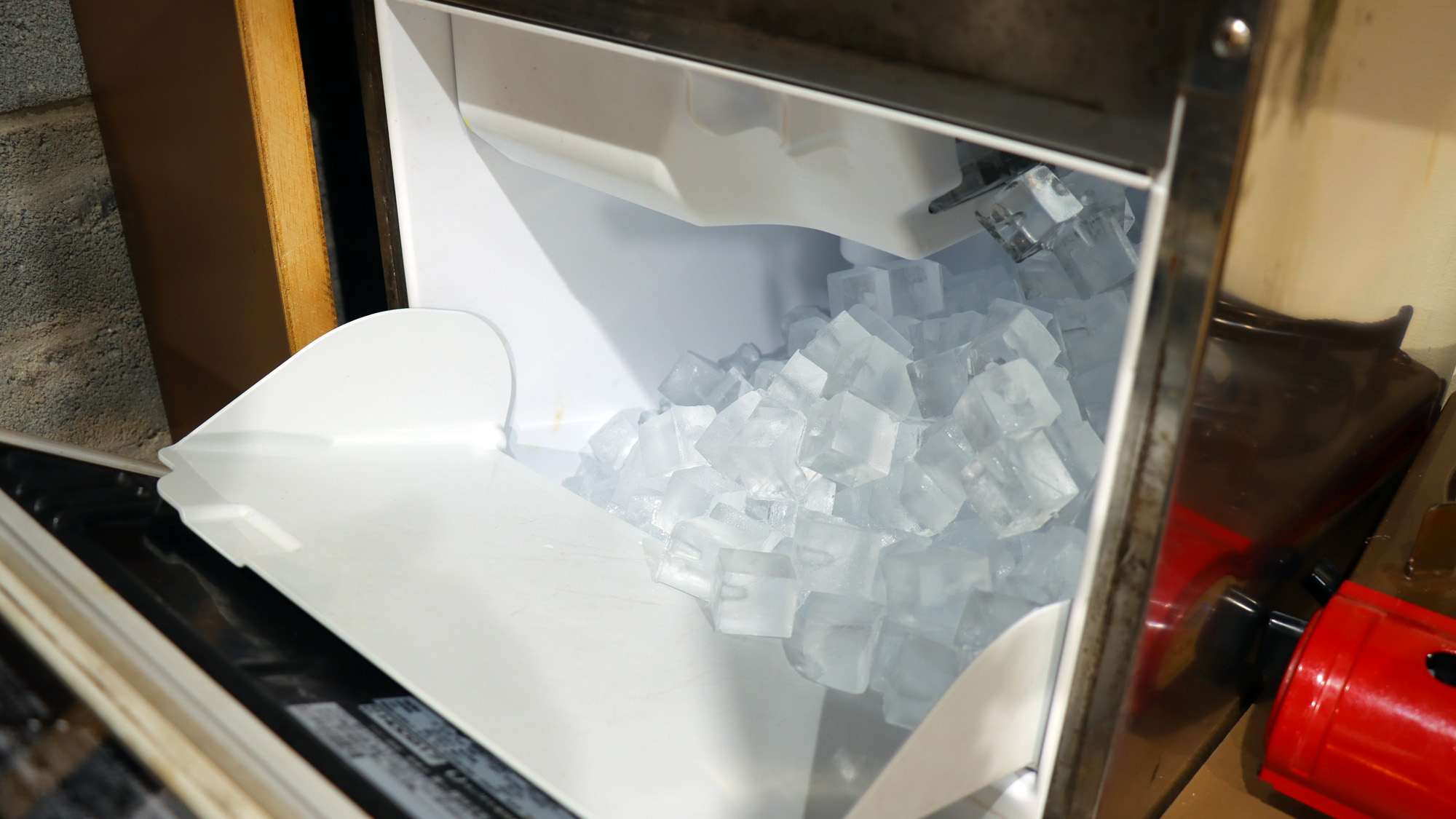 【びんびん】製氷機