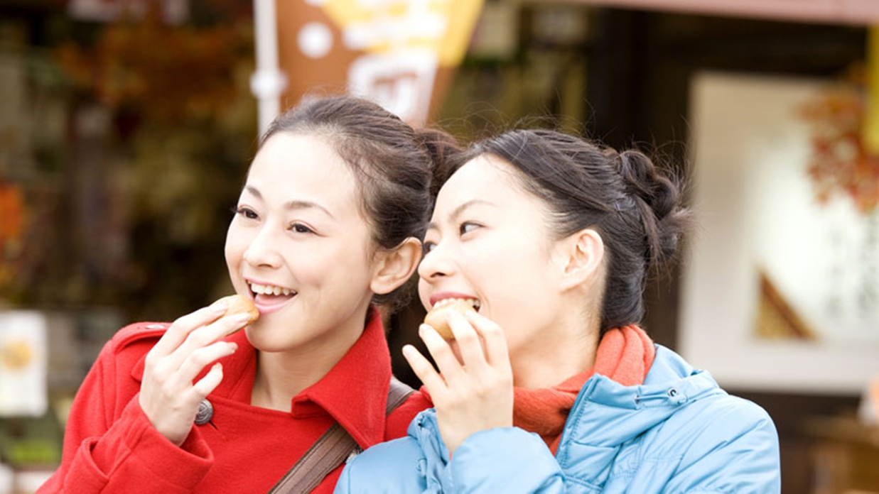 【女子旅】つや肌美人になれる特典付♪寺社仏閣、カフェに季節の花巡り…母娘友人との癒され旅【お部屋食】