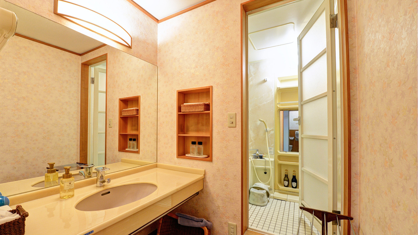 *【和室（10畳）】1、2階／お風呂＋洗面所 ※一例