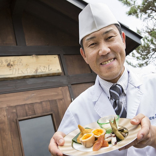 地元の豊かな恵みをつめこんだ自家製パカレ