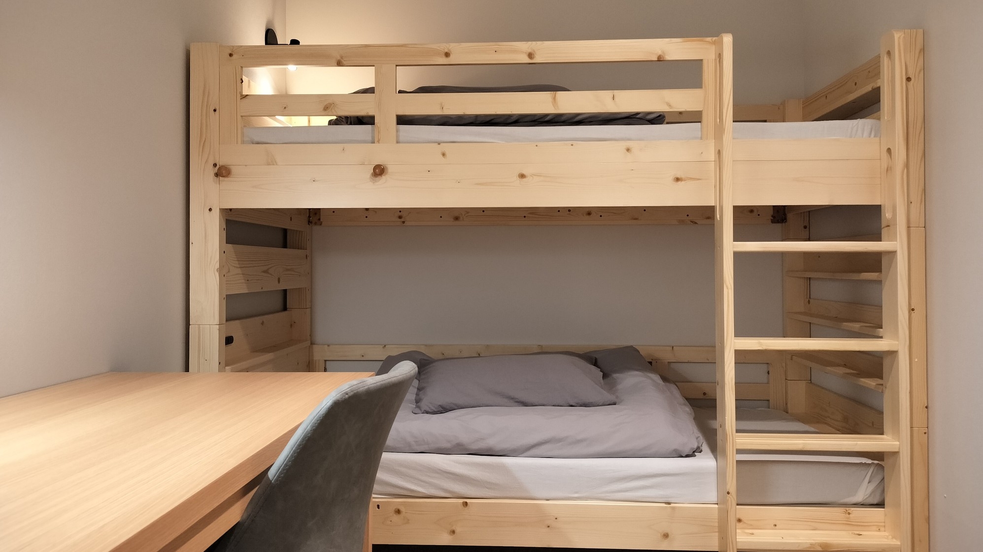 【貸切ドミトリー】《素泊まり》定員2名、共用温泉付き