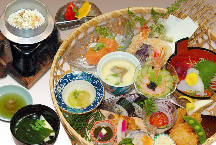 【ファミリー】【家族同室】宿泊プラン　夕食（舞鶴かご膳）朝食の２食付