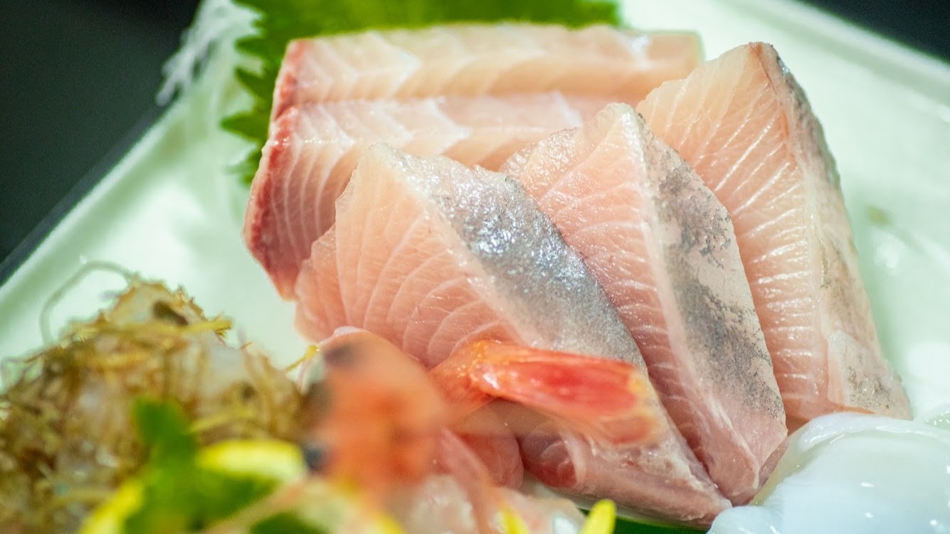 【冬季限定●天然寒ブリお造り付】脂ののった富山県産の寒ブリをお造りで味わう【個室食】