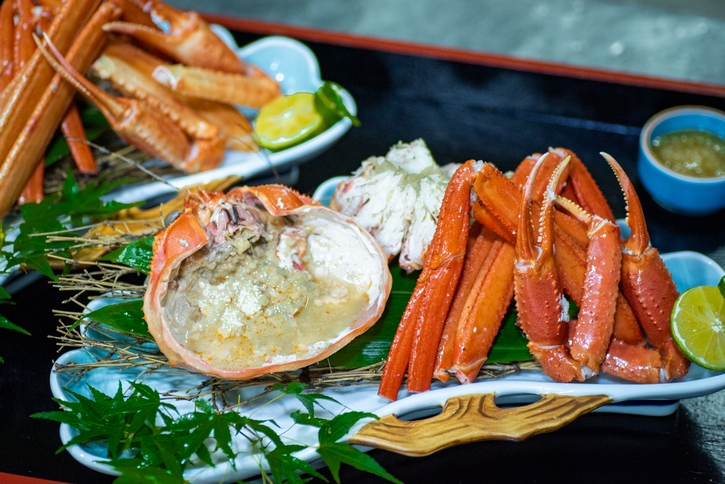 【季節限定●紅ズワイガニ1杯付】富山湾の朝陽！甘い蟹身＆とろけるカニ味噌を堪能【個室食】