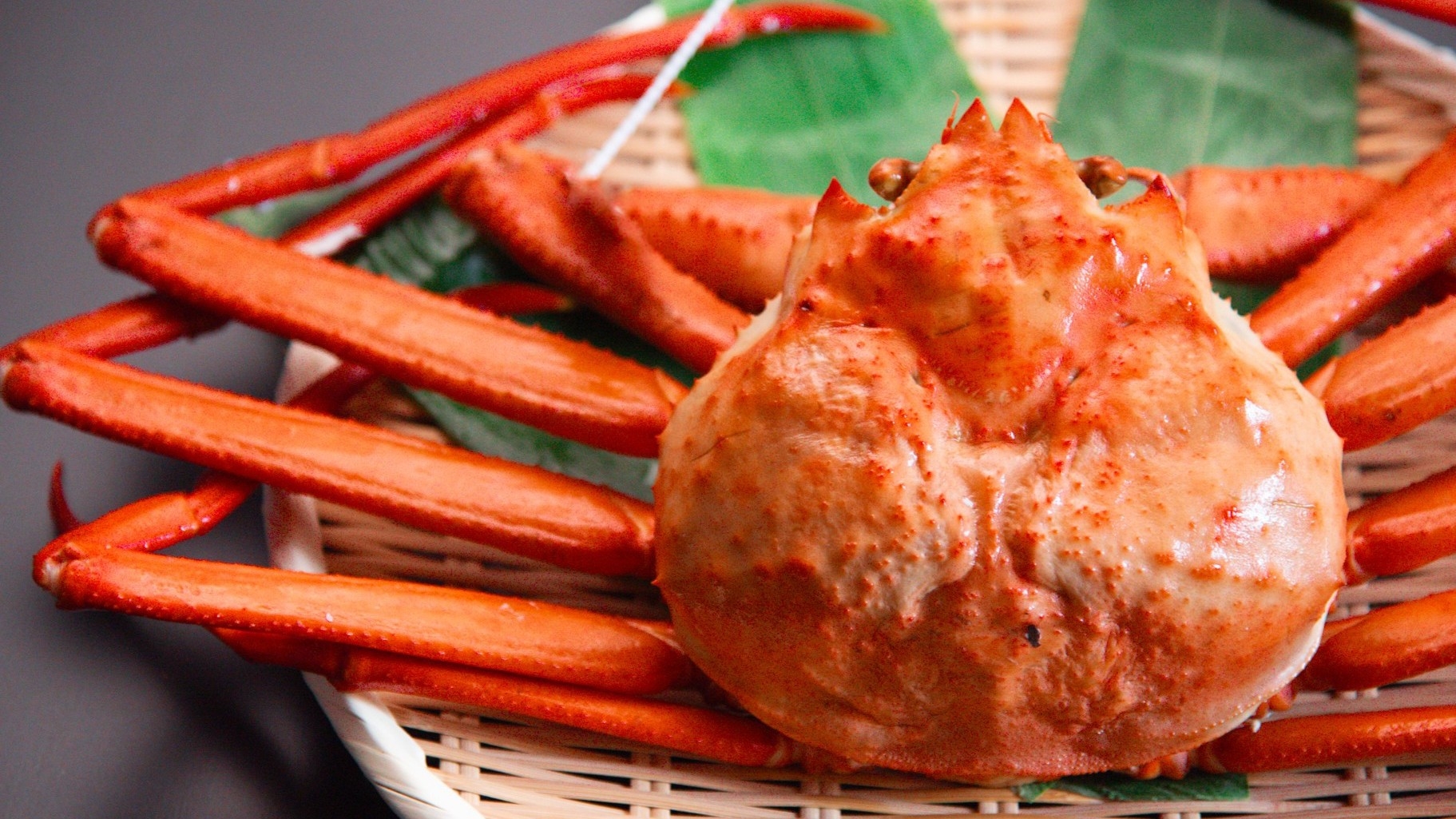 【季節限定●紅ズワイガニ1杯付】富山湾の朝陽！甘い蟹身＆とろけるカニ味噌を堪能【個室食】