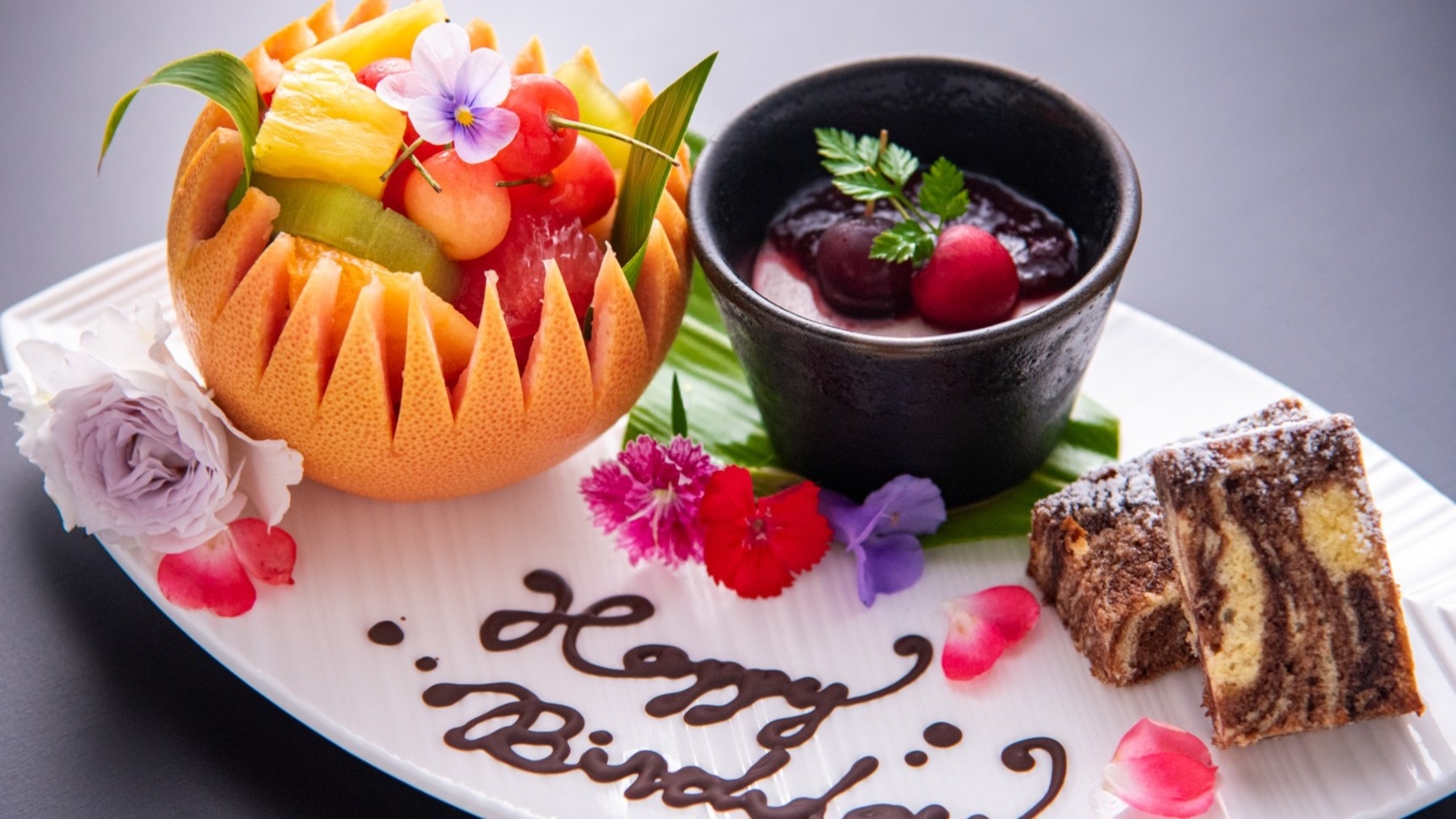 【誕生日特典】お誕生月の方限定！特製デザートプレート付きプラン（基本会席）【個室食】