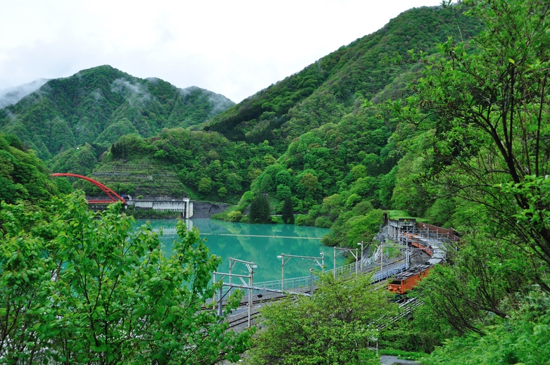 【富山県民・隣県民限定】基本プラン5％オフ！さらに地酒の特典付◆地元再発見！お得に富山満喫【個室食】
