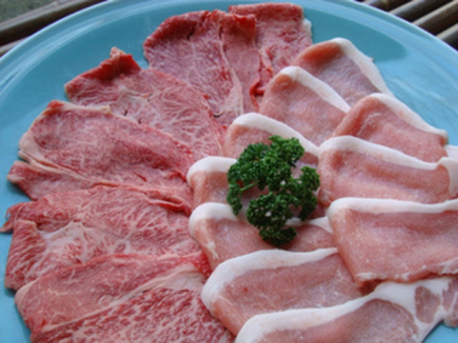 山形県産牛と豚のお肉