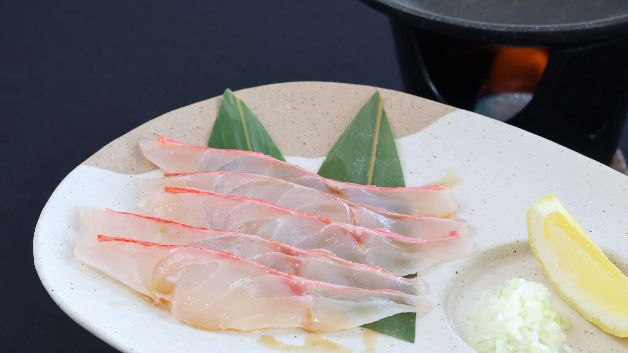 選べるメイン（下田産地金目鯛に焼きしゃぶ）