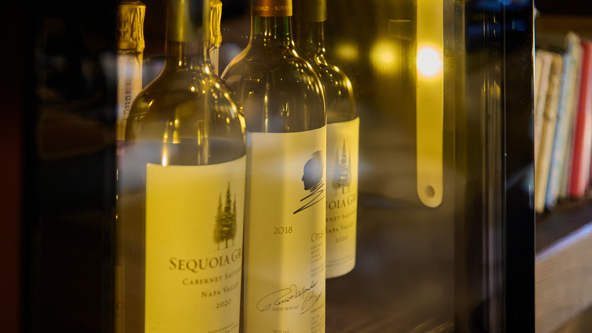 こだわりのワインもお楽しみいただけます