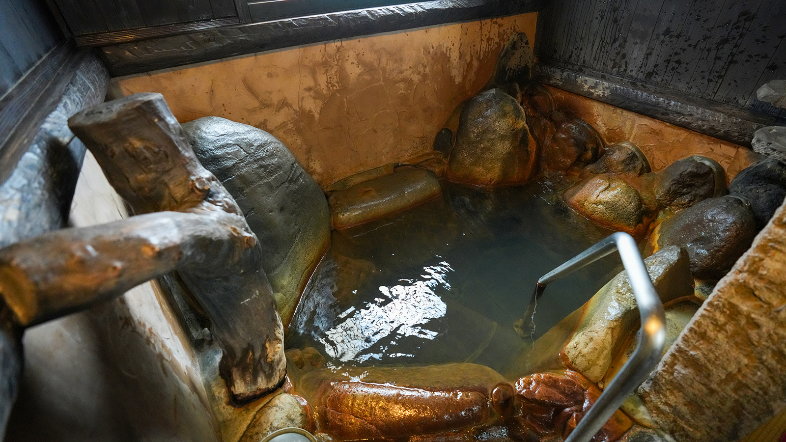 【火山石】５つの家族湯