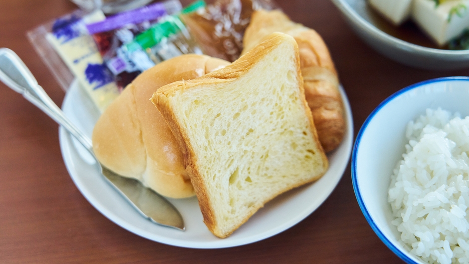 【連泊・朝食付きプラン】お得＆ECOな旅を自由に満喫！朝食は地元食材が彩る充実の和洋ビュッフェ