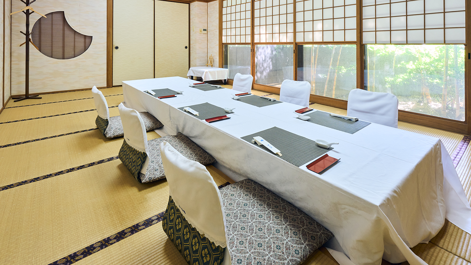 【日本料理　れいめい庵】