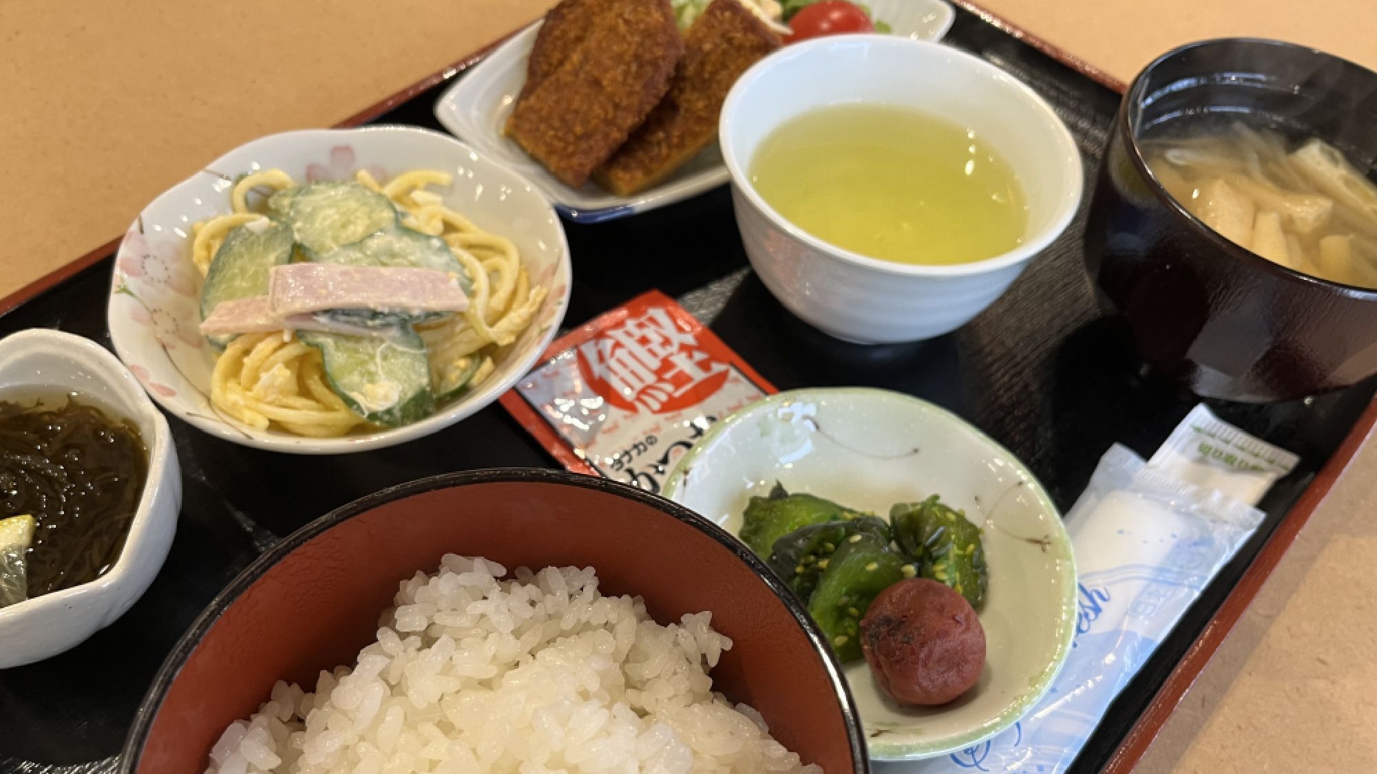 【禁煙・朝食付】1日の始まりは朝食から！市街の各方面へアクセス良好