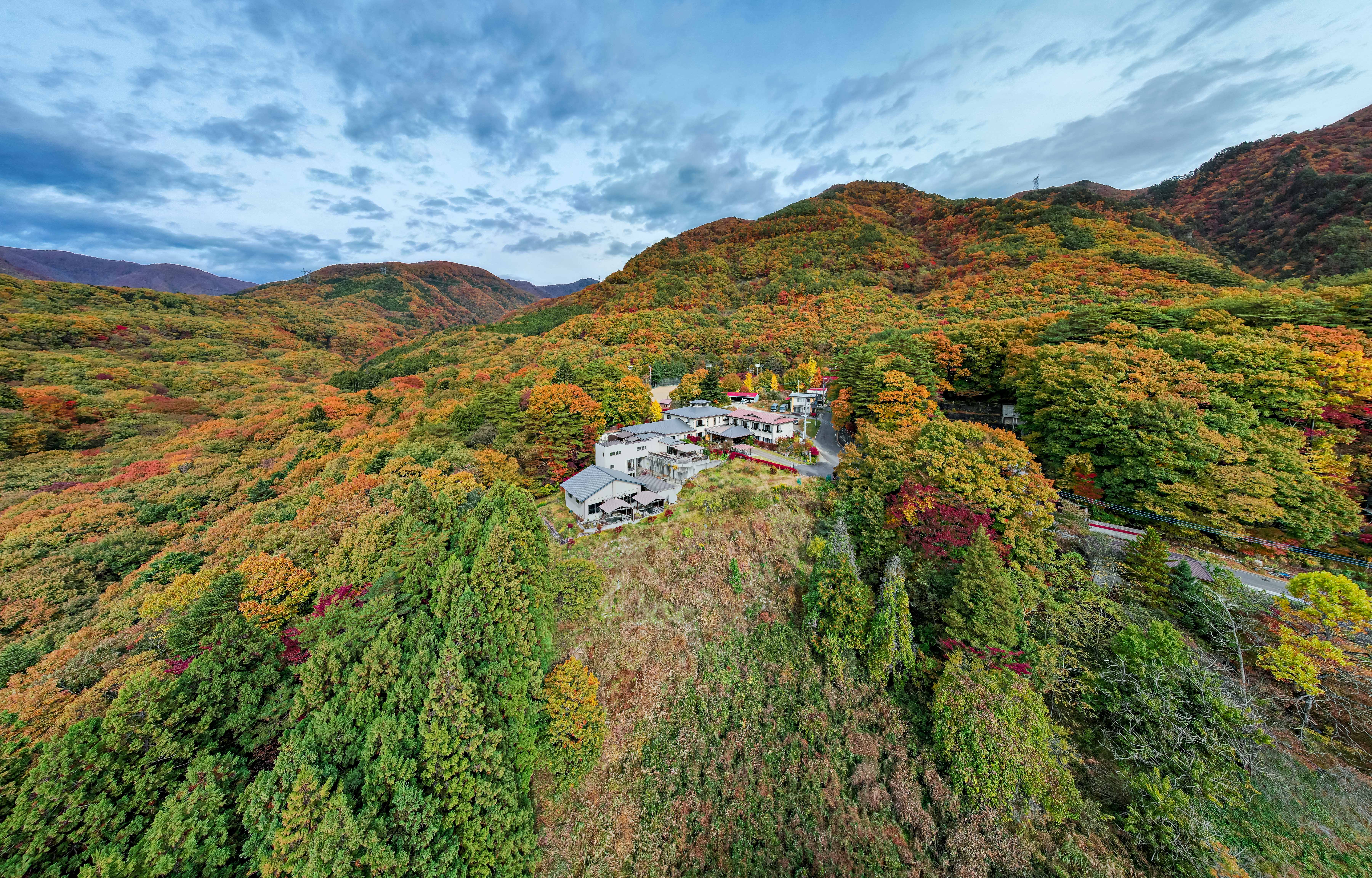 空からの梅川荘　秋