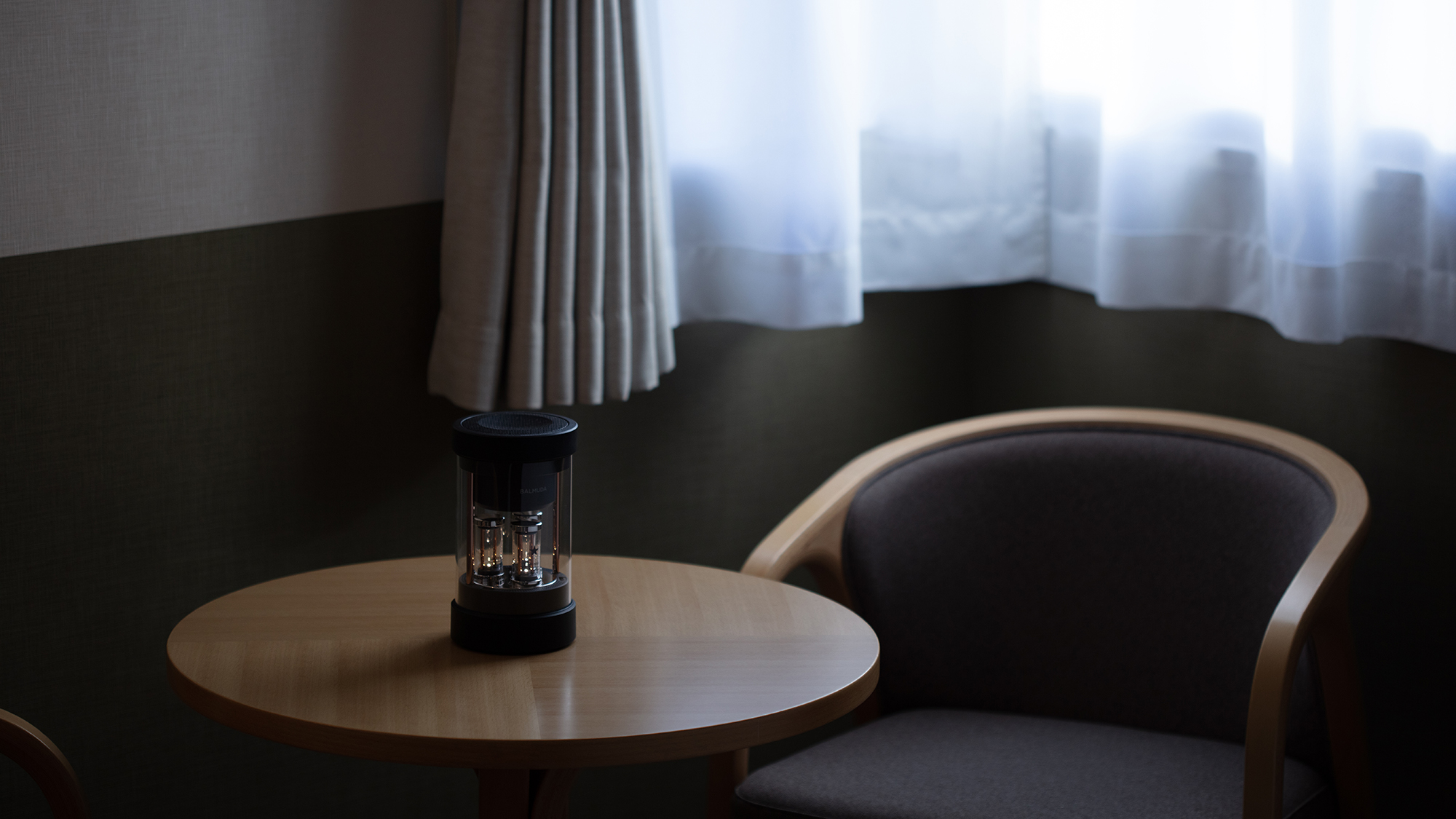 【洋室ツインルーム】コンパクトな中にも、洗練されたインテリアが光る空間。