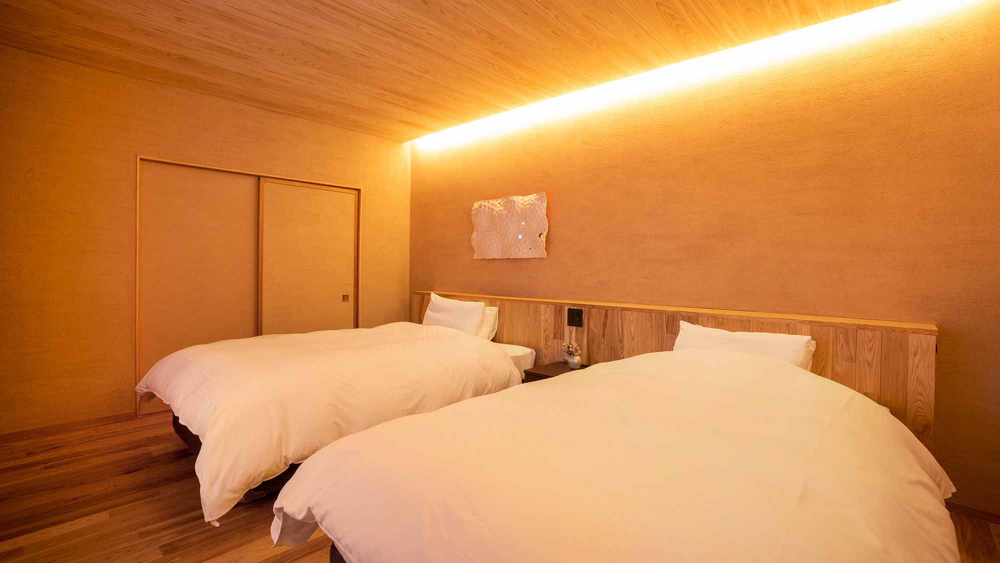 【別邸桜桃庵F‐スイート特別室：127】和室＋ベッドルームの広々とした空間