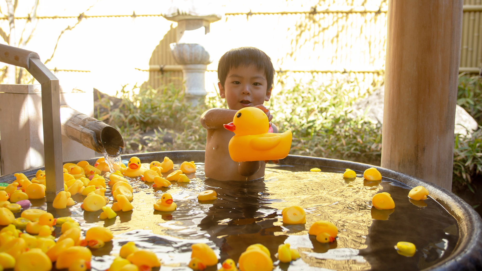 ３つの貸切風呂は親子で遊んでも平気！湯上がりは子供もうれしいアイスもありますっ！